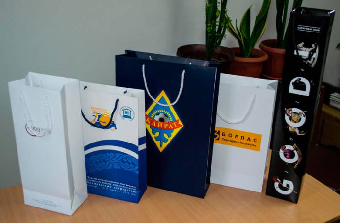 Качественные полиграфические услуги. Изготовление папок меню. Недорого, фотография 2