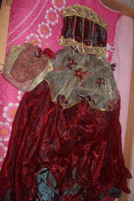 продаю платья для девочек 8-13 лет, фотография 6