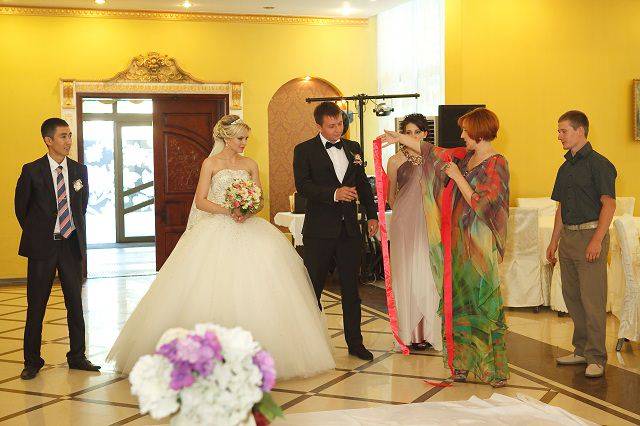 Ведущая, фотография 1