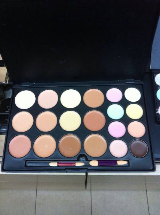 Декоративная косметика, фотография 1