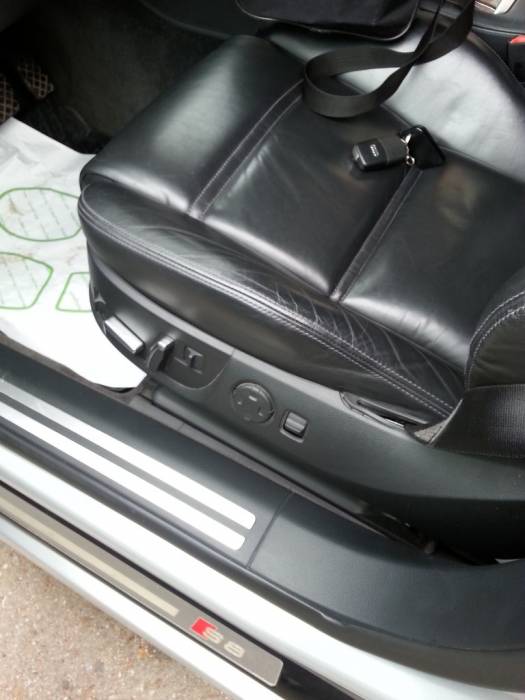 Продам автомобиль премиум класса, фотография 1