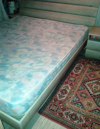 двухспальная кровать, фотография 1