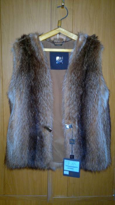 продам енотовый жилет, фотография 1