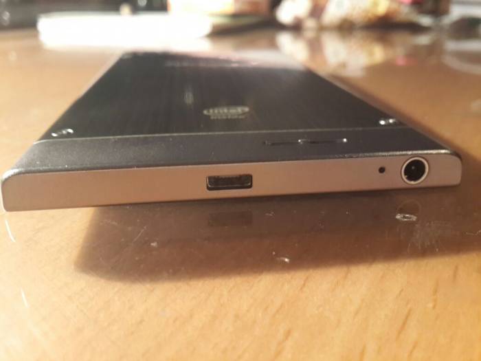 продам или обменяю lenovo k900 на iPhone 5 32 гига  , фотография 1