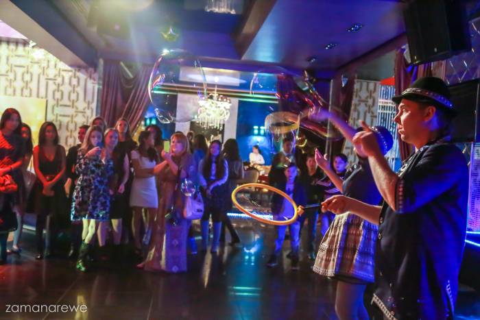 Шоу гигантских мыльных пузырей, фотография 5