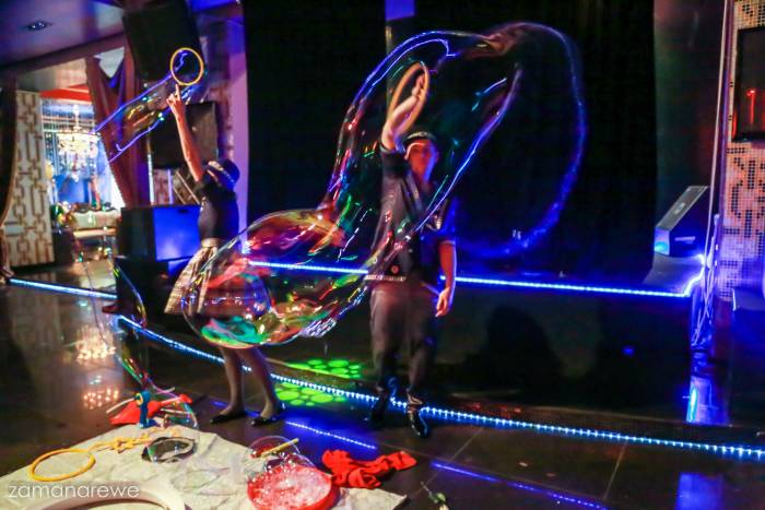 Шоу гигантских мыльных пузырей, фотография 8