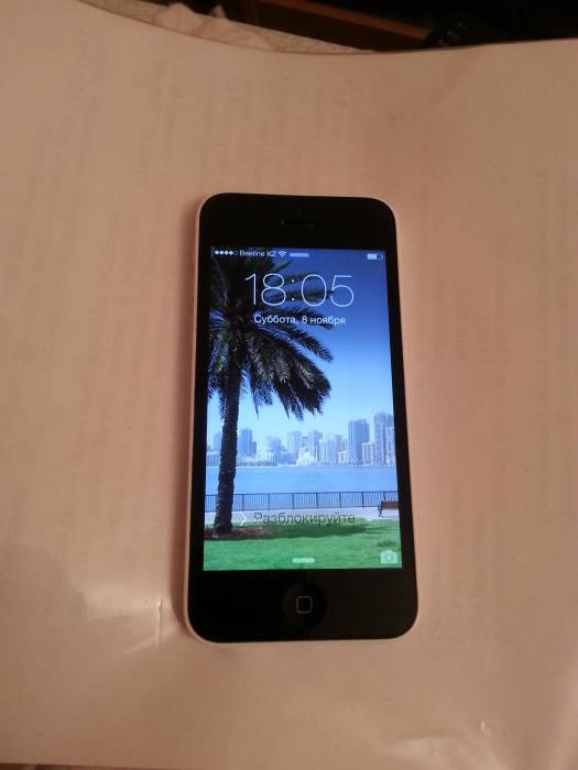 Iphone 5c продается, фотография 1