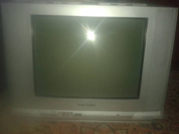 Продам 2 телевизора с подставкой , фотография 2