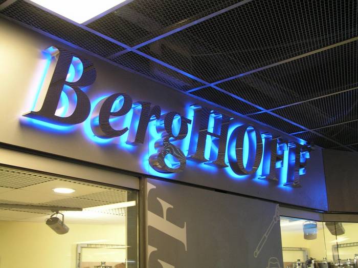 Визитки от 5 тг. флаера , буклеты, конверты, книги , наружняя реклама, фотография 11