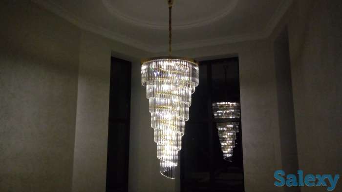 Люстра на лестничный проём, фотография 2