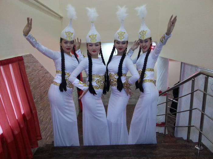 Танцевальный ансамбль 