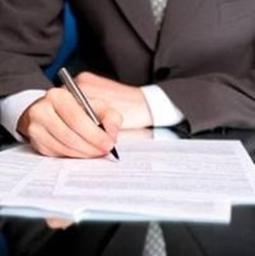 Требуется специалист по заключению договоров., фотография 1