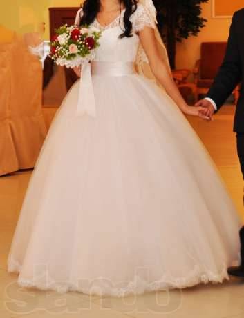 Продаю свадебное платье с элементами испанского кружева, фотография 1