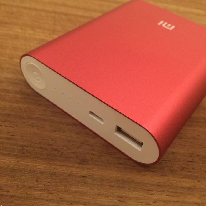 Аккумулятор для телефона Xiaomi на 10400 mAh - красный, фотография 1
