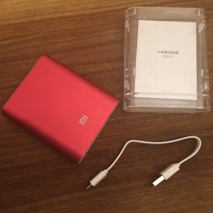 Аккумулятор для телефона Xiaomi на 10400 mAh - красный, фотография 5