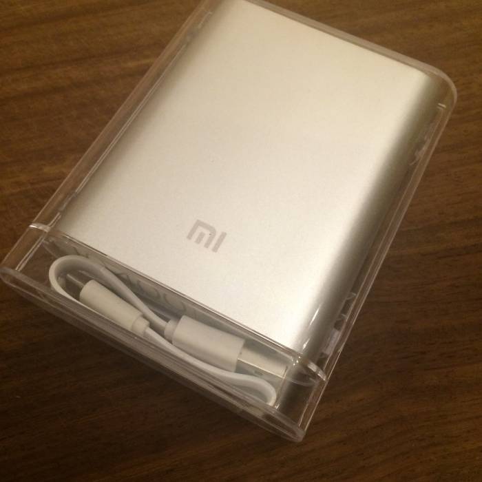 Аккумулятор для телефона Xiaomi на 10400 mAh - серебро, фотография 3