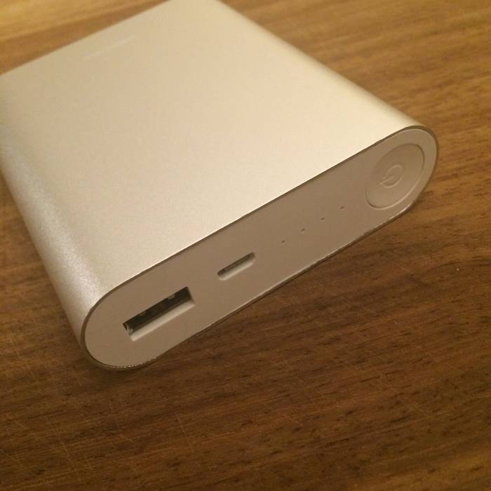 Аккумулятор для телефона Xiaomi на 10400 mAh - серебро, фотография 4