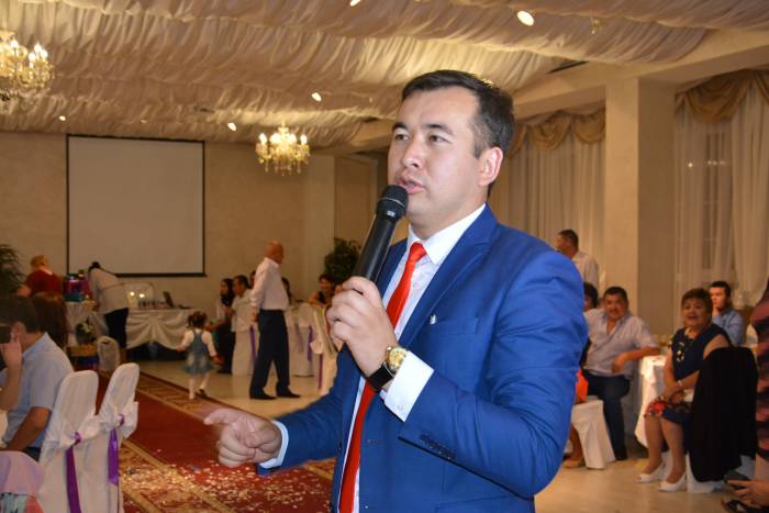 ведущий Рустам, фотография 4