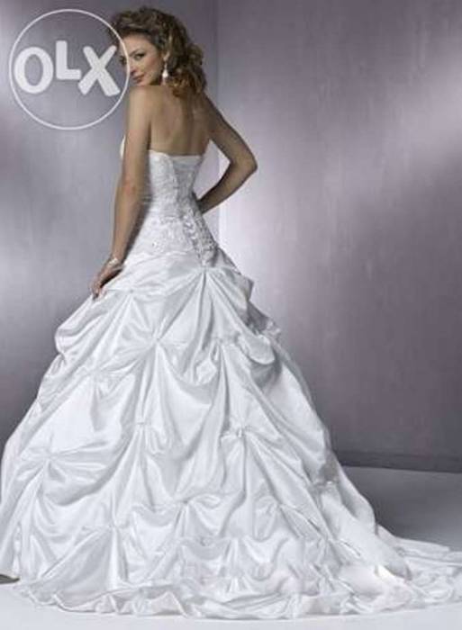 Шикарное новое свадебное платье, фотография 2