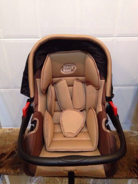 Детская автолюлька (автокресло-переноска), фотография 2