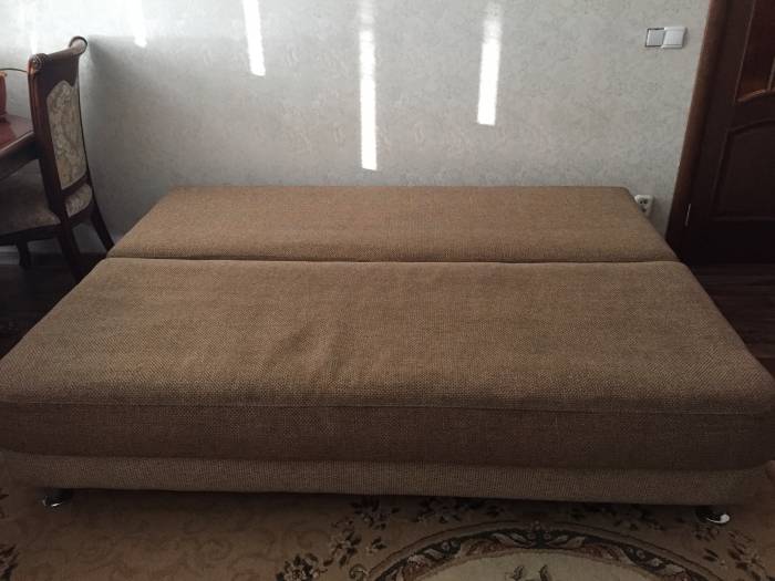 Продам диван и кресло. НЕДОРОГО. Торг., фотография 2