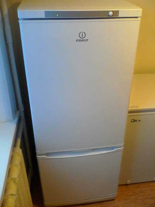 продам холодильник и диван, фотография 2