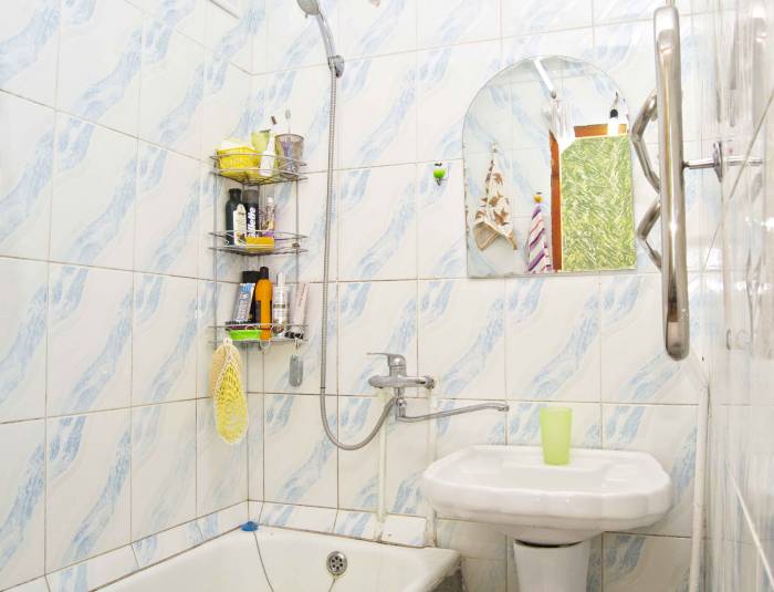 продам квартиру, шымкент 17 м-н  дом 8а-кв 40, фотография 2