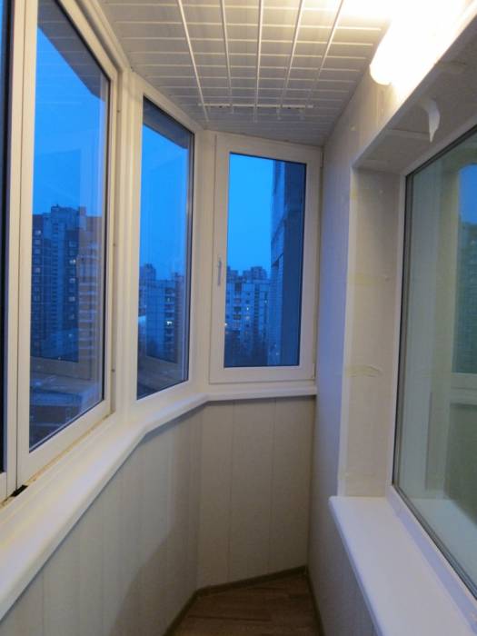 Отделка лоджий пластиковыми панелями, фотография 10