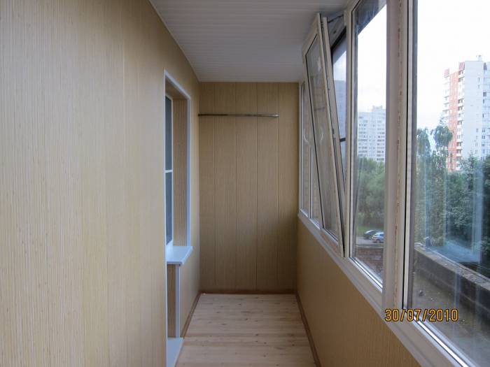 Отделка лоджий пластиковыми панелями, фотография 12