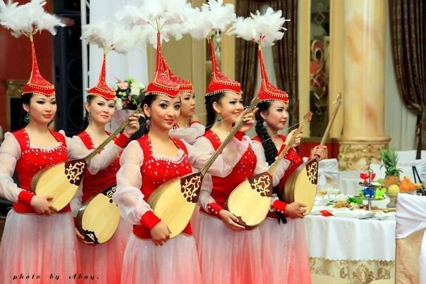 зажигательная тамада Арина, фотография 6