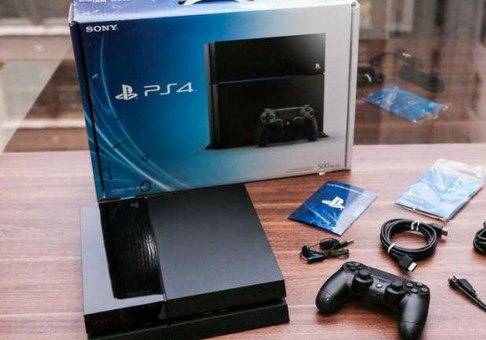 Продам срочно Sony PlayStation 4, фотография 2