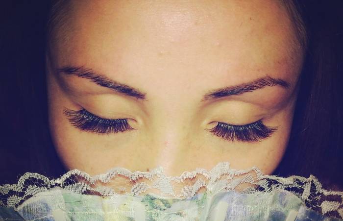 Наращивание ресничек, фотография 1