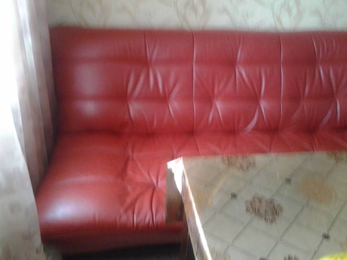 Продажа кожаный красного цвета, фотография 3