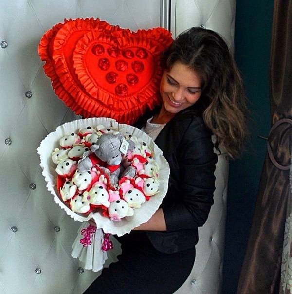 Букет из мягких игрушек + подарок подушка-сердце, фотография 2