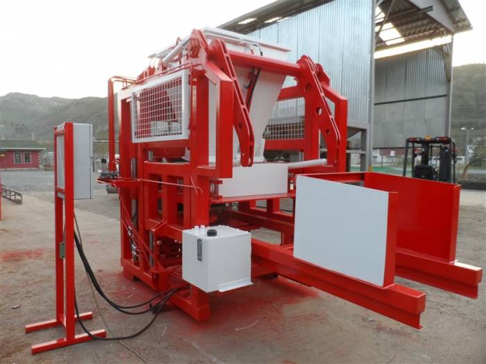Шлакоблочный станок, фотография 2