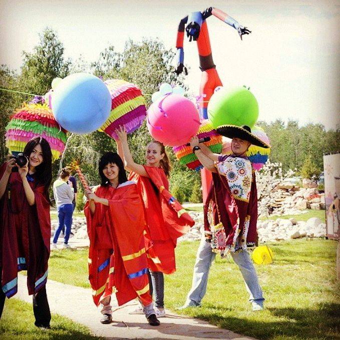 Пиньята - полая игрушка с угощениями и сюрпризами, фотография 4