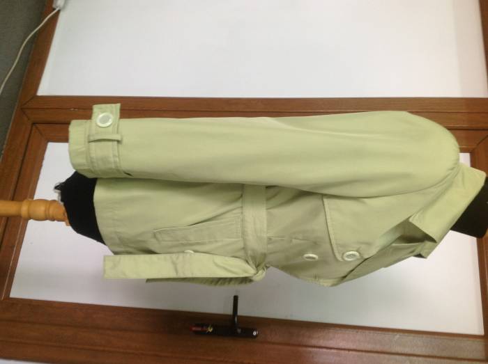 продам короткий женский плащ, фотография 2