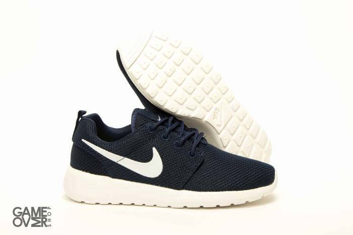 Nike Roshe Run Navy Blue/White Sole/White Icon, фотография 5