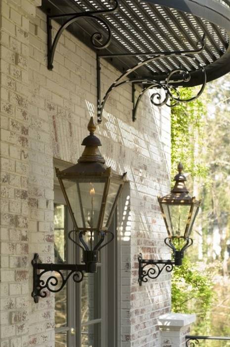 Кованые уличные фонари и настенные лампы, фотография 11