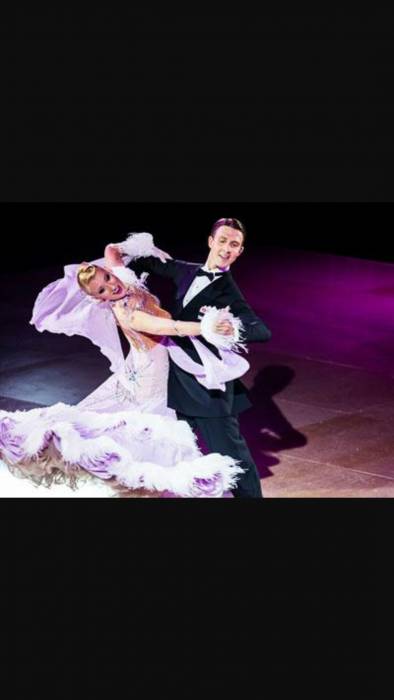 желающие   заняться   бальными   танцами , фотография 1