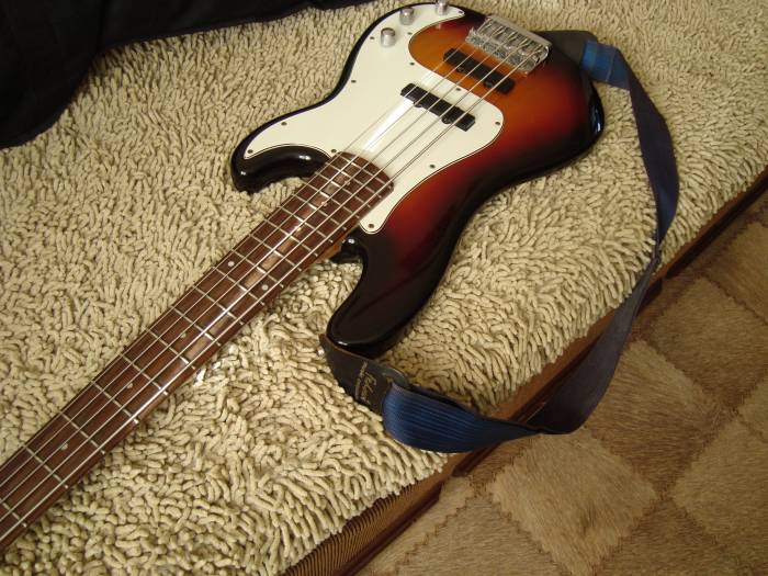 Продам 5 ти струнный fender precission, фотография 1