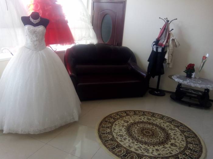 продам товар и оборудование для свадебного салона, фотография 1