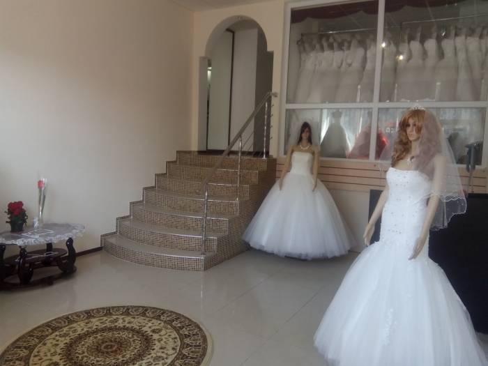 сдам свадебный салон с товаром и оборудованием, куйши дина 11/1, фотография 1