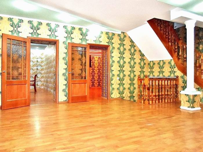 Продадим или обменяем трехуровневый коттедж, с удобным выездом на главную дорогу., фотография 3