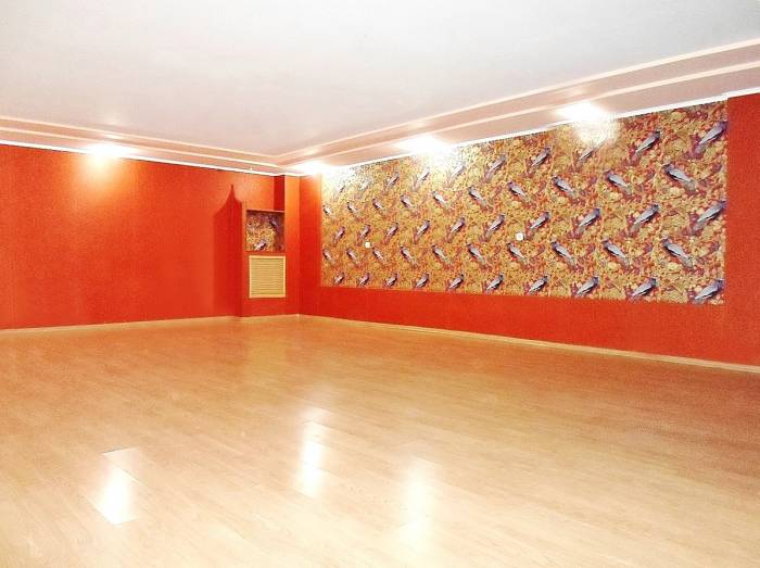 Продадим или обменяем трехуровневый коттедж, с удобным выездом на главную дорогу., фотография 9