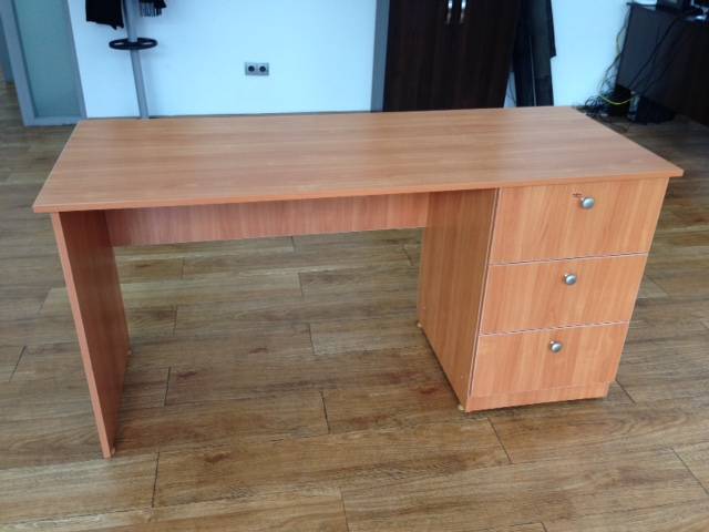 Продам 2стола с 2 тумбами по цене одной в отличном состоянии!, фотография 2