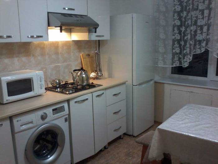 3-хкомнатная квартира посуточно на Юго-Востоке, Республики 32, фотография 8