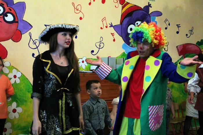 Весёлые и озорные клоуны на детский празник, фотография 2