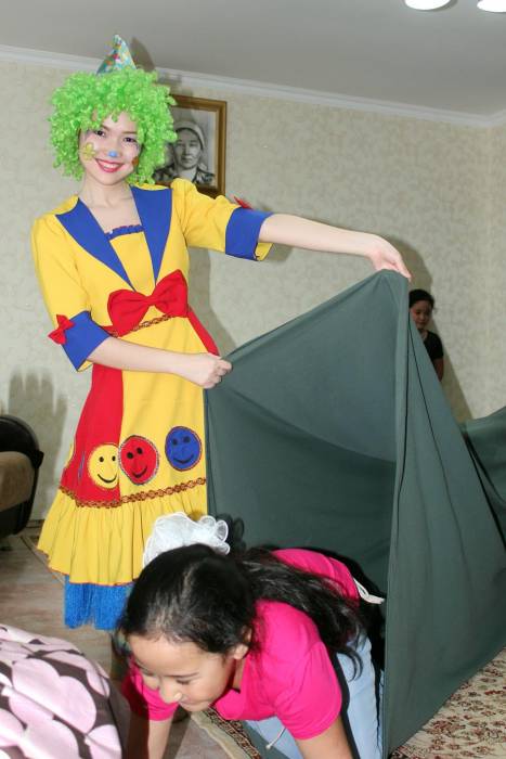 Весёлые и озорные клоуны на детский празник, фотография 3