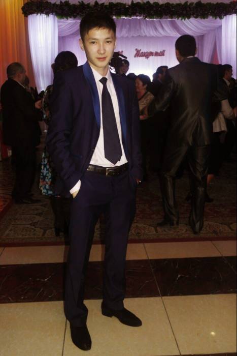 Играю на домбре на свадьбах, тоях и на др. Мероприятиях , фотография 1